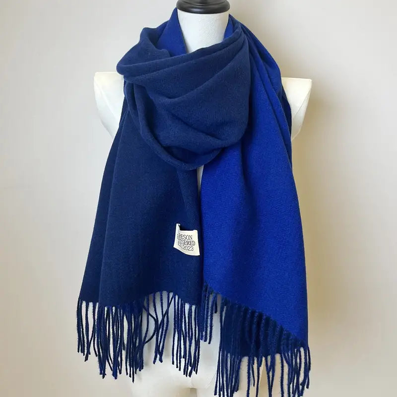 Écharpe Réversible Bicolore Ultra Douce Bleu Marine - Chaleur et Polyvalence