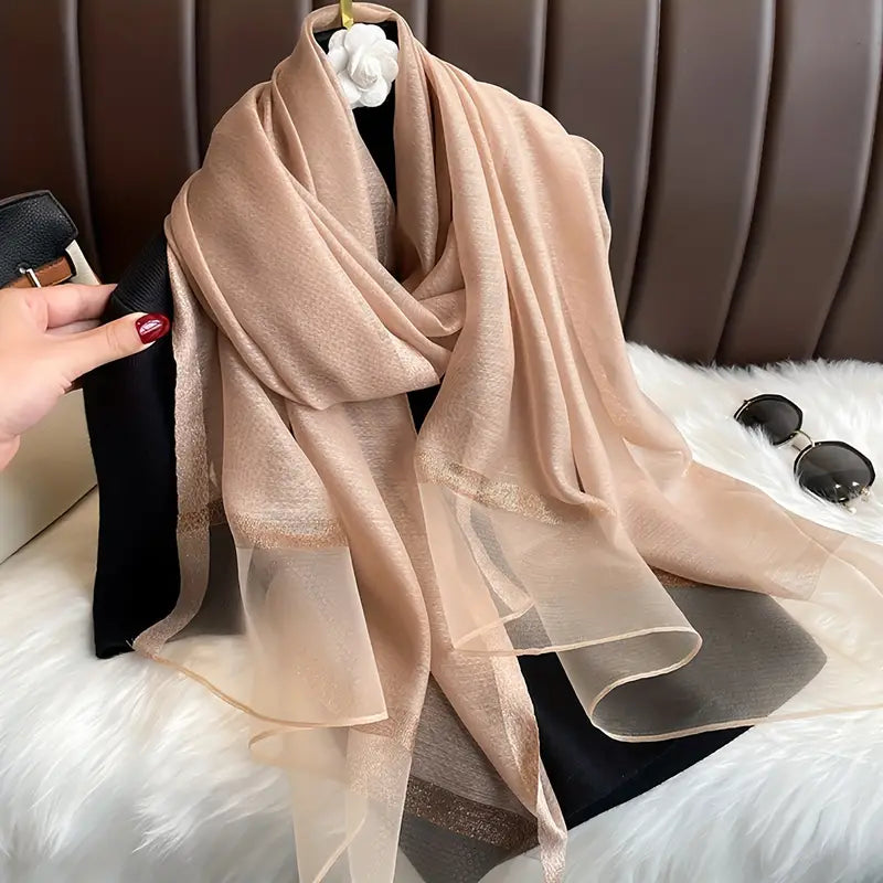 Foulard léger et élégant en mousseline kaki - Accessoire chic et raffiné