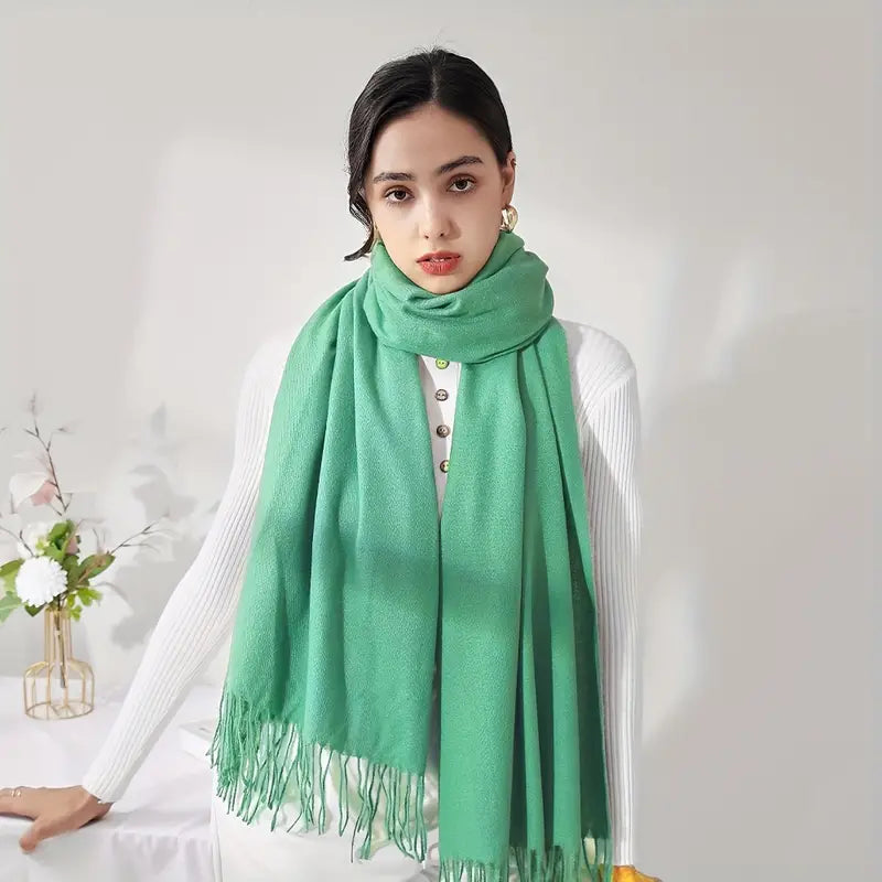 Écharpe Classique Ultra Douce Vert à Franges - Élégance et Confort au Quotidien
