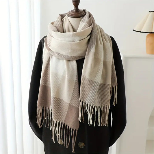 Écharpe à Carreaux Beige Douce et Confortable - Chaleur et Élégance pour toutes les occasions