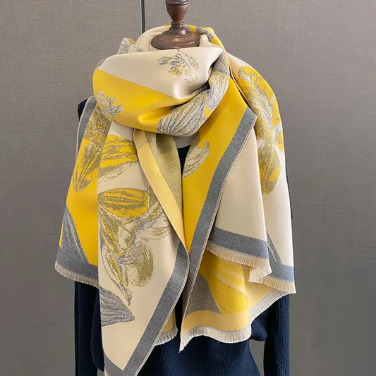 Foulard Élégant à Motifs Floraux Jaune - Accessoire chic et tendance