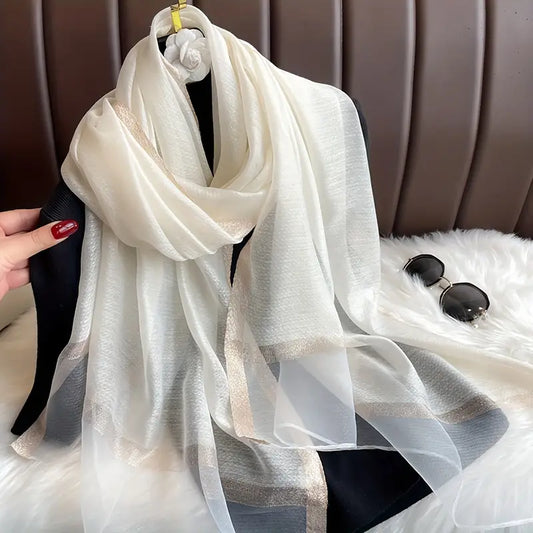 Foulard léger et élégant en mousseline blanc - Accessoire chic et raffiné
