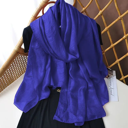 Foulard en lin naturel léger bleu - Élégance raffinée et confort pour toutes les saisons