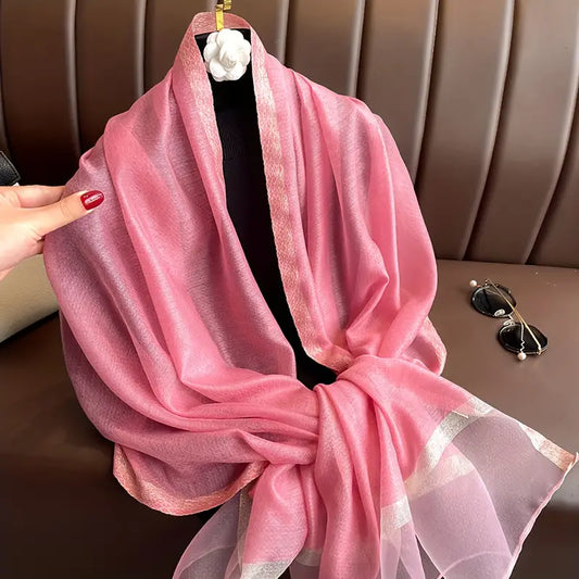 Foulard léger et élégant en mousseline rose - Accessoire chic et raffiné